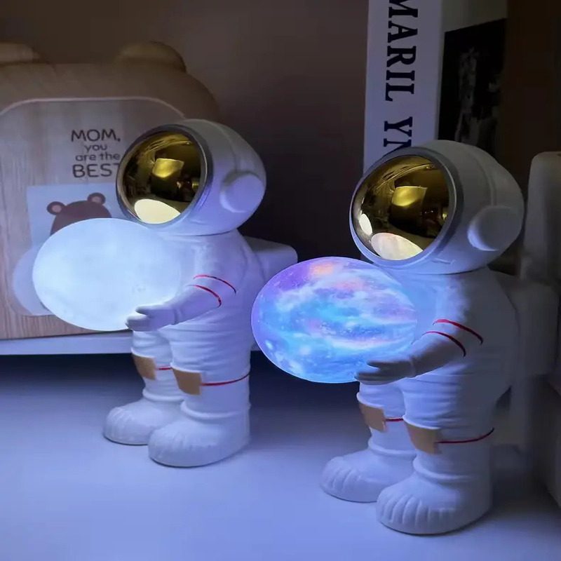 Lampara Y Parlante Astronauta Espacial LED YM008 - Image 3
