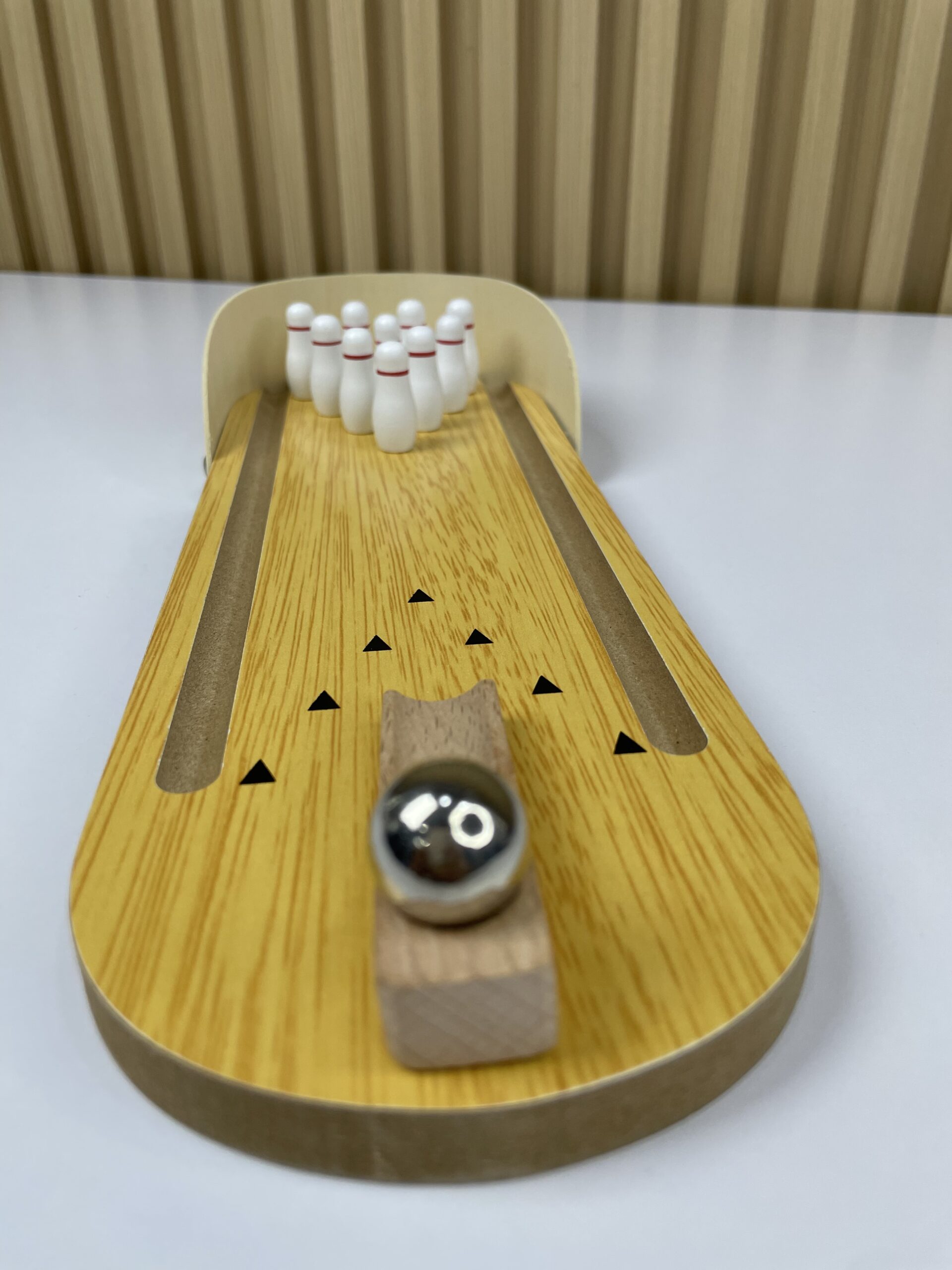 Mini Juego De Bolos De Mesa De Madera - Image 3